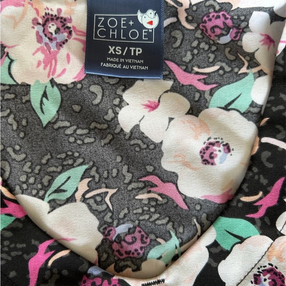 Scrub top - Picture 2 of 2